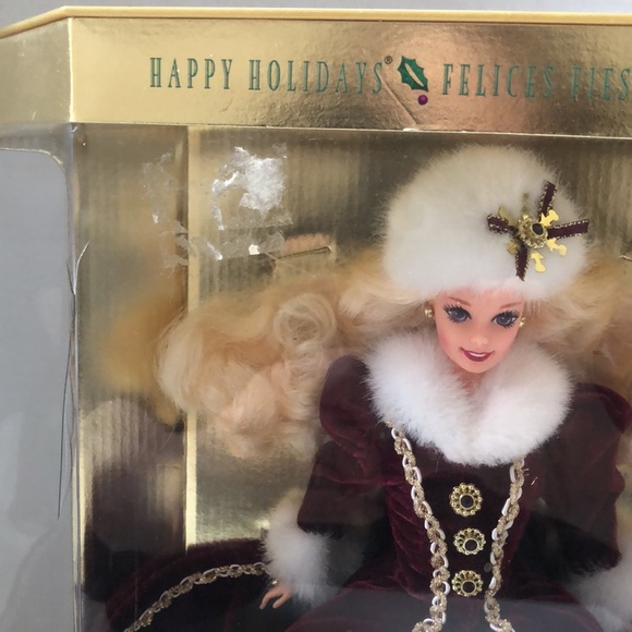 ⭐️Host Pick⭐️ - 1996 Barbie Happy Holidays - Picture 2 of 15